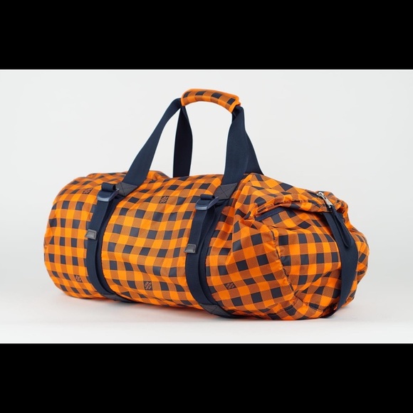 COPY - COPY - Louis Vuitton adventure practical duffle - Picture 5 of 10